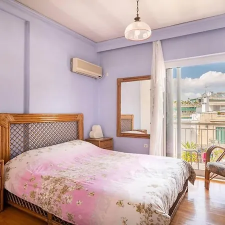 Apartment Three Bedroom Spacious Near Acropolis
